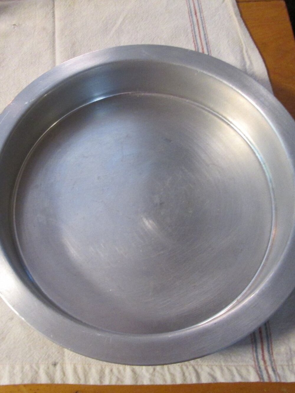 Vtg Rema Insulated wall round cake pan 9 in 1.3/4 D